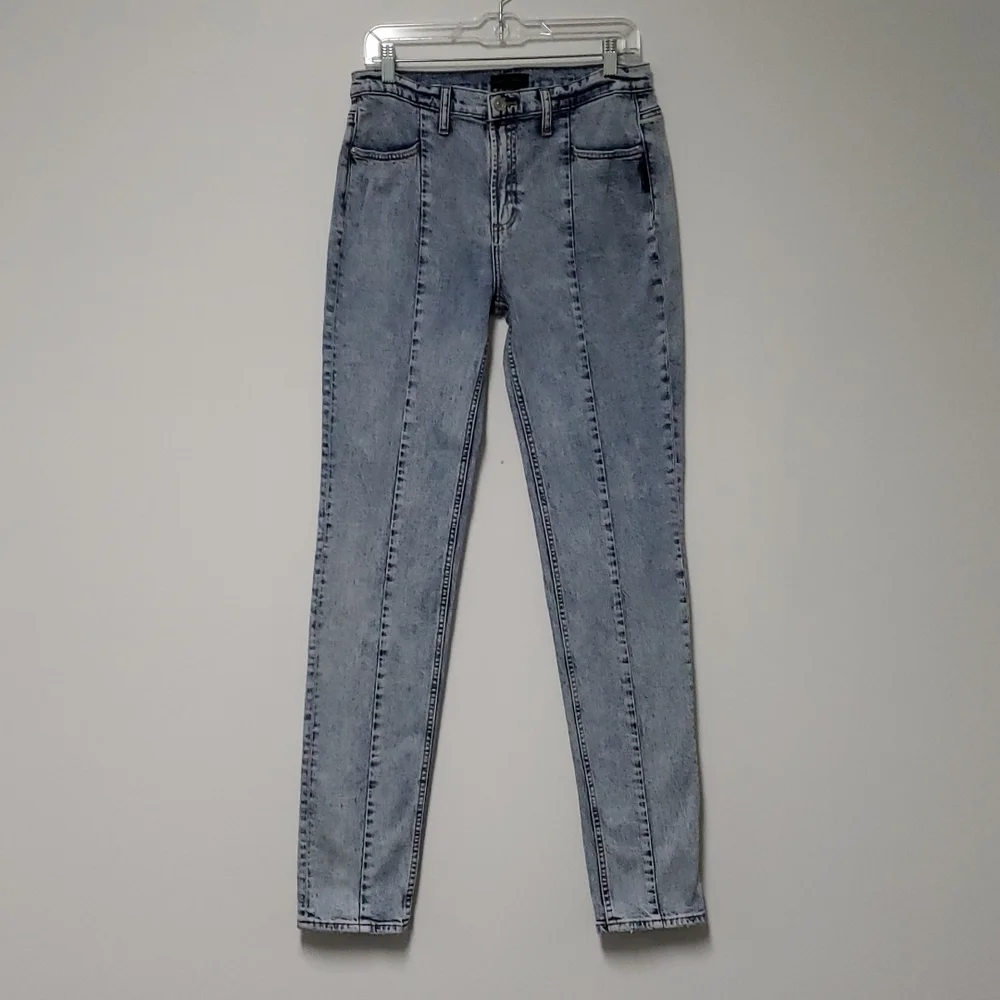 Silver Frisco‎ Tapered high rise acid wash jeans with front seam